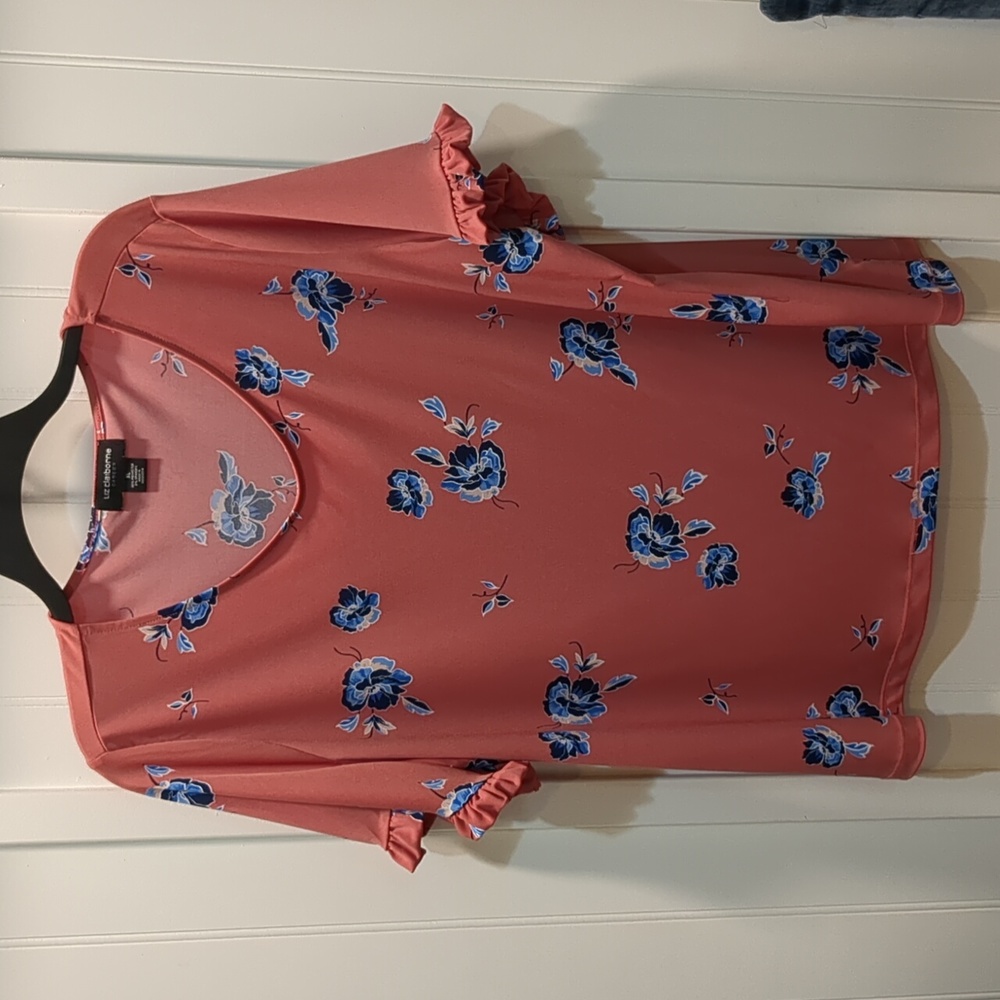 Women's Liz Claiborne top XL coral w/blue flowers